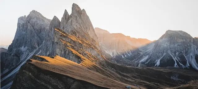 10 Idee per Scoprire la Tua Città in Modo Alternativo