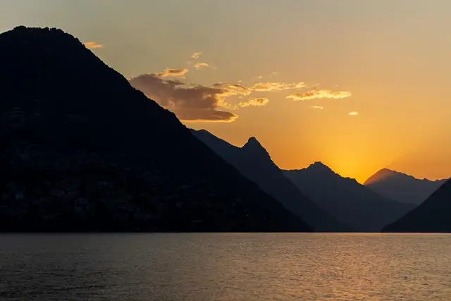 10 Consigli per Viaggiare in Città come un Locale