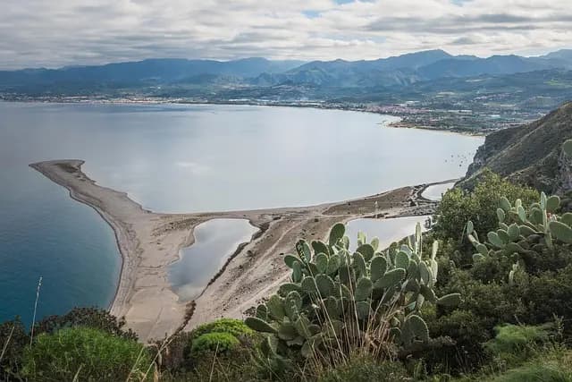 Come Pianificare un Viaggio Sostenibile in Città: Guida Pratica