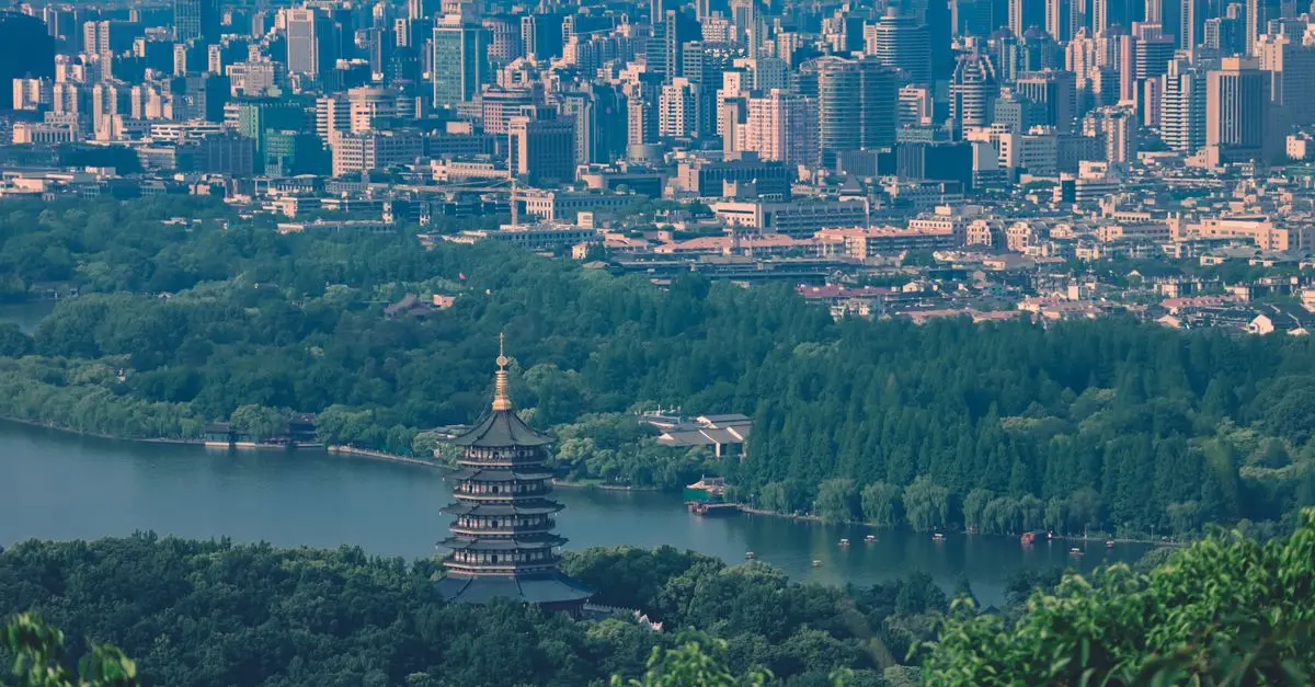 I luoghi imperdibili da visitare in ogni città